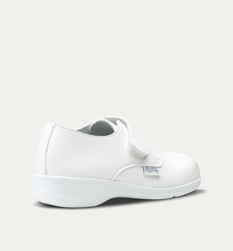 990.jpg